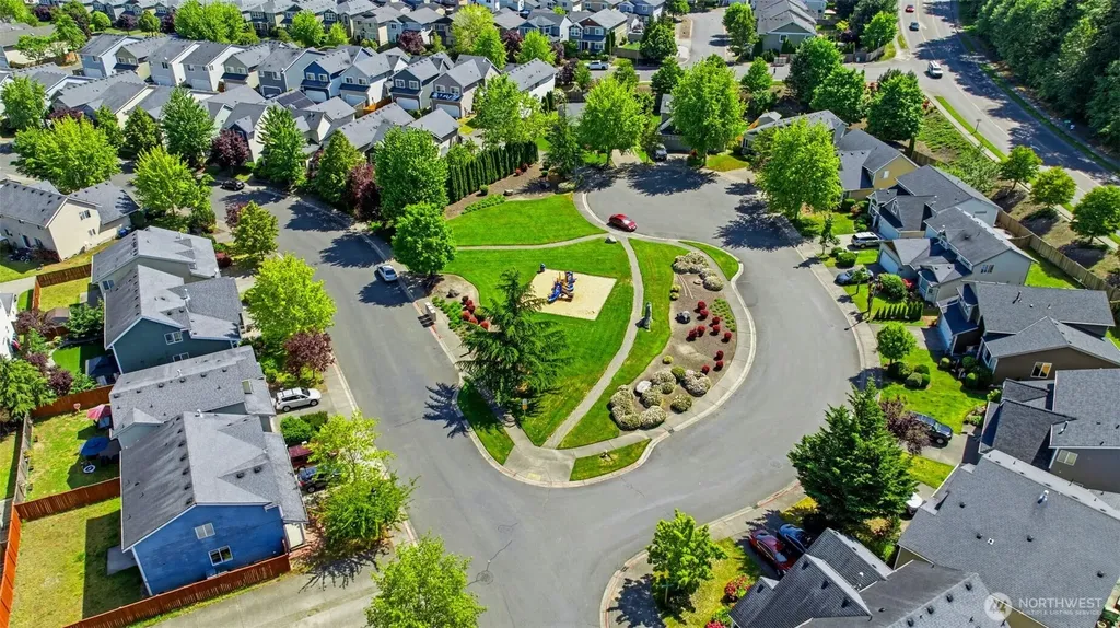 18562 97th Avenue E Puyallup WA 98375