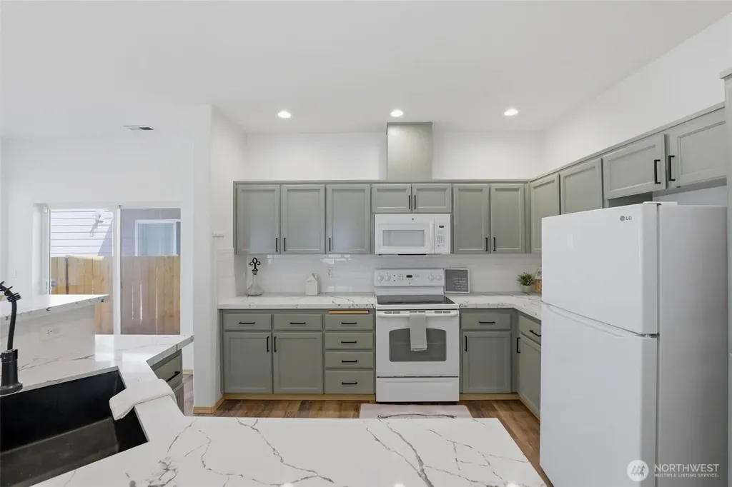 18562 97th Avenue E Puyallup WA 98375