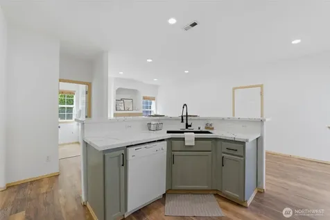 18562 97th Avenue E Puyallup WA 98375
