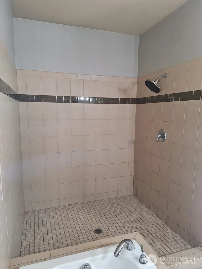 4818 Pointes Drive Mukilteo WA 98275