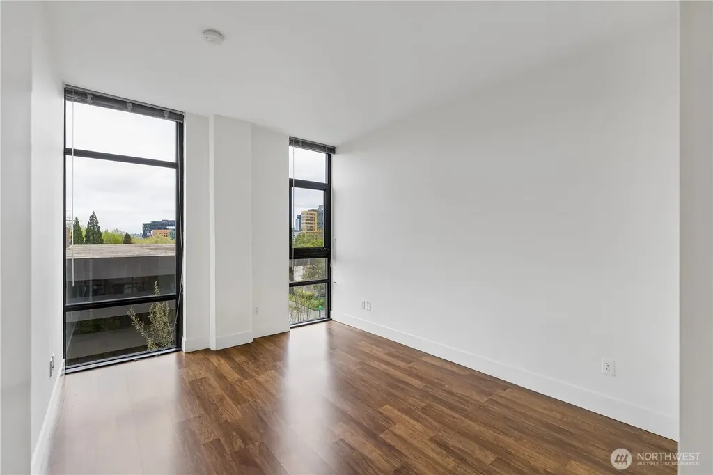 2911 2nd Avenue Seattle WA 98121