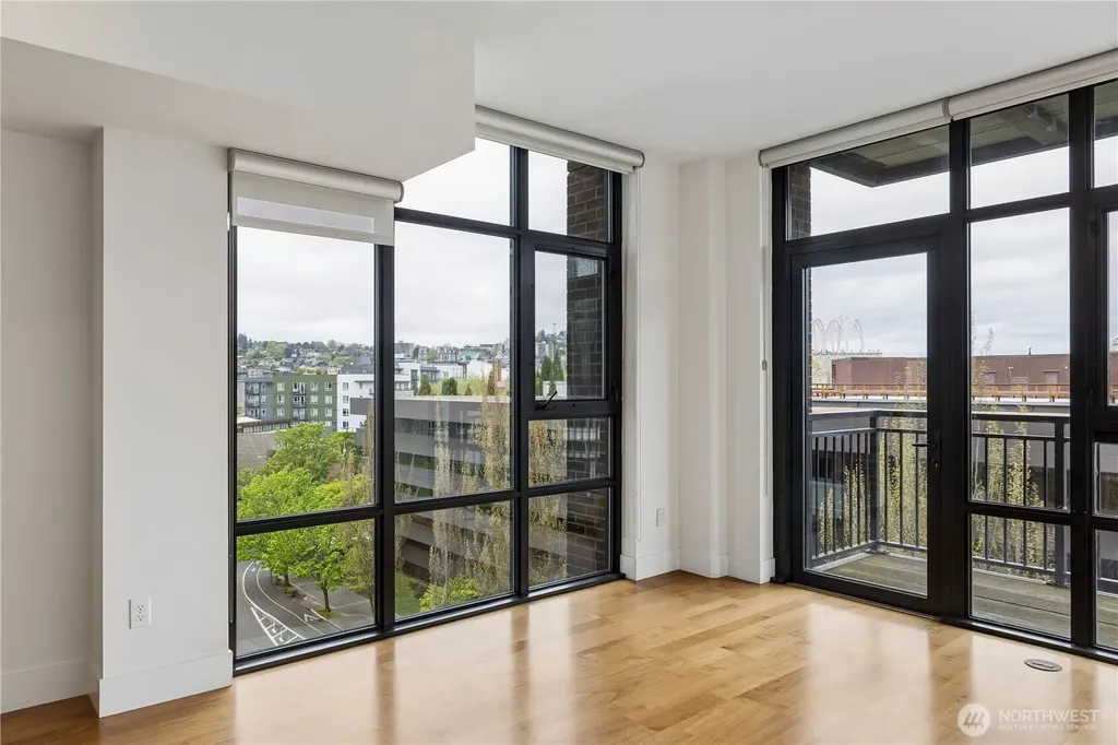 2911 2nd Avenue Seattle WA 98121