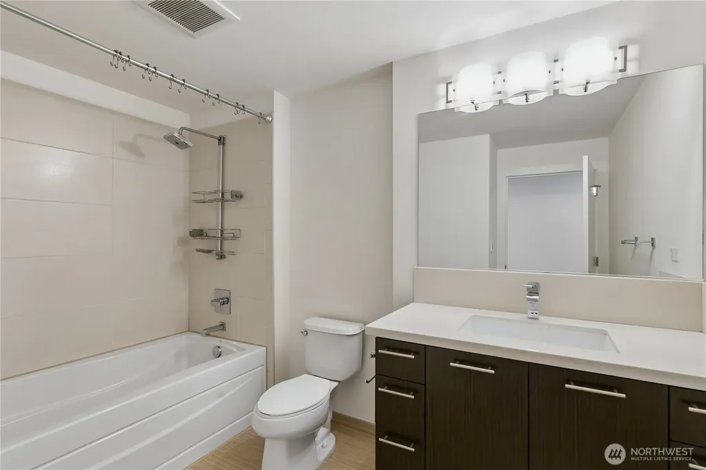 2911 2nd Avenue Seattle WA 98121