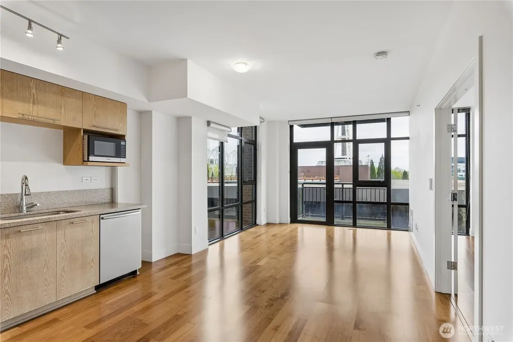 2911 2nd Avenue Seattle WA 98121