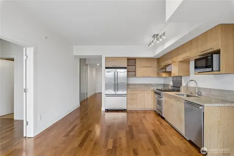 2911 2nd Avenue Seattle WA 98121