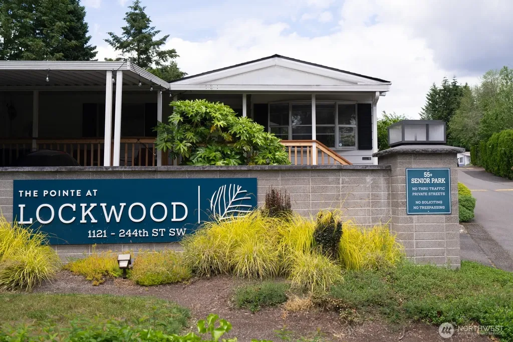 1121 244th Street SW Bothell WA 98021
