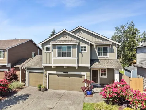 15216 79th Avenue E Puyallup WA 98375