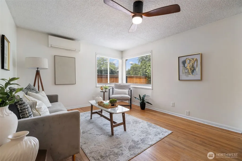 9456 21st Avenue SW Seattle WA 98106