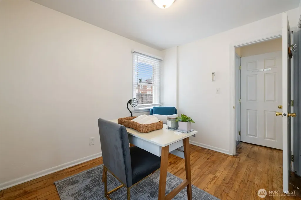9456 21st Avenue SW Seattle WA 98106