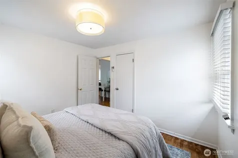 9456 21st Avenue SW Seattle WA 98106