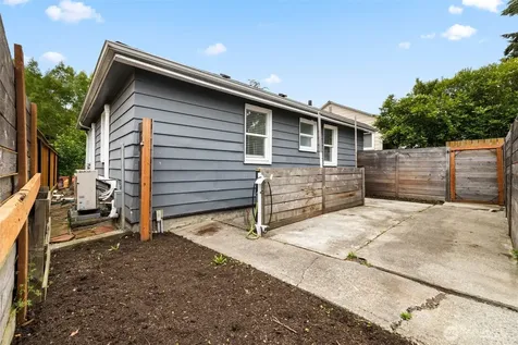 9456 21st Avenue SW Seattle WA 98106