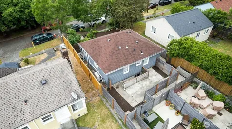 9456 21st Avenue SW Seattle WA 98106