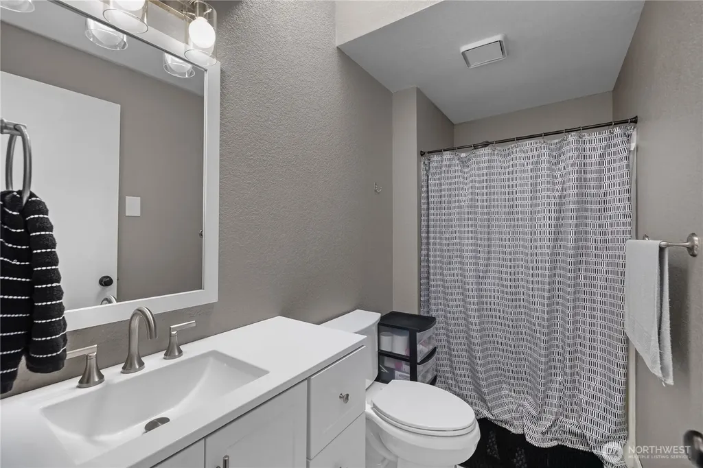 721 W Sunset Court Shelton WA 98584