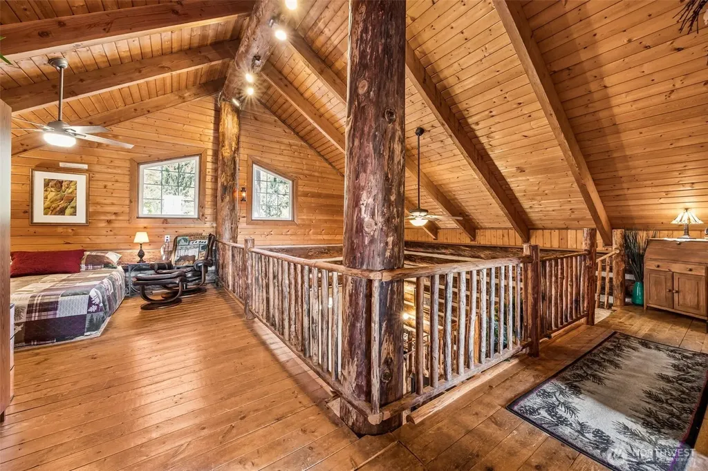180 E Sea Vista Lane Grapeview WA 98546