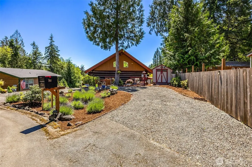 180 E Sea Vista Lane Grapeview WA 98546