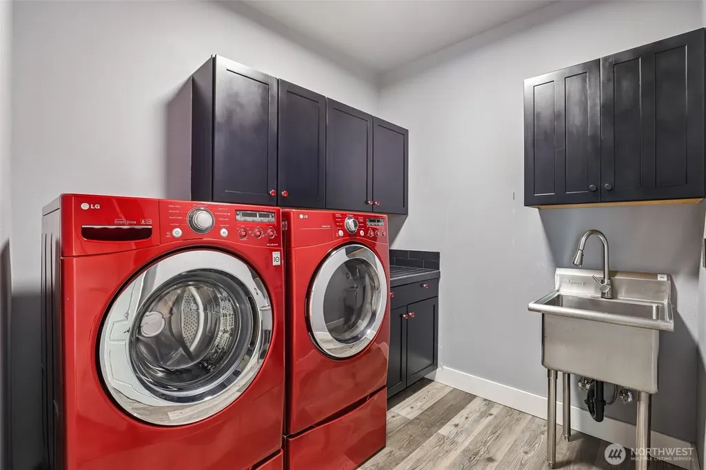 2445 W 10th Street Washougal WA 98671