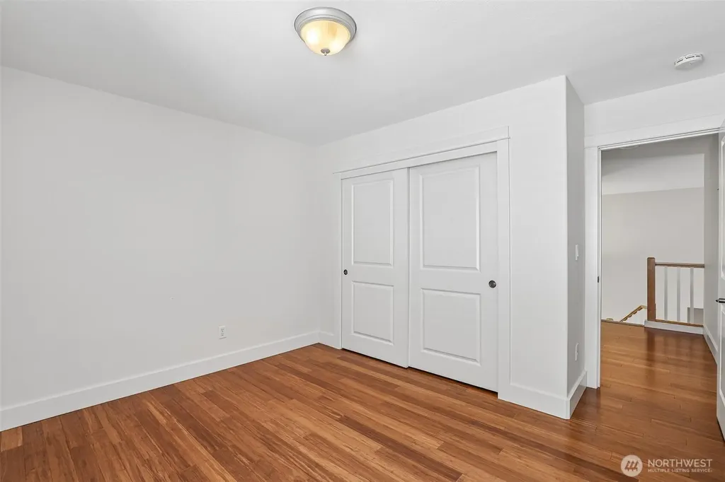 2445 W 10th Street Washougal WA 98671