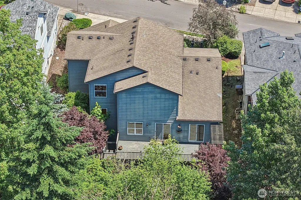 2445 W 10th Street Washougal WA 98671