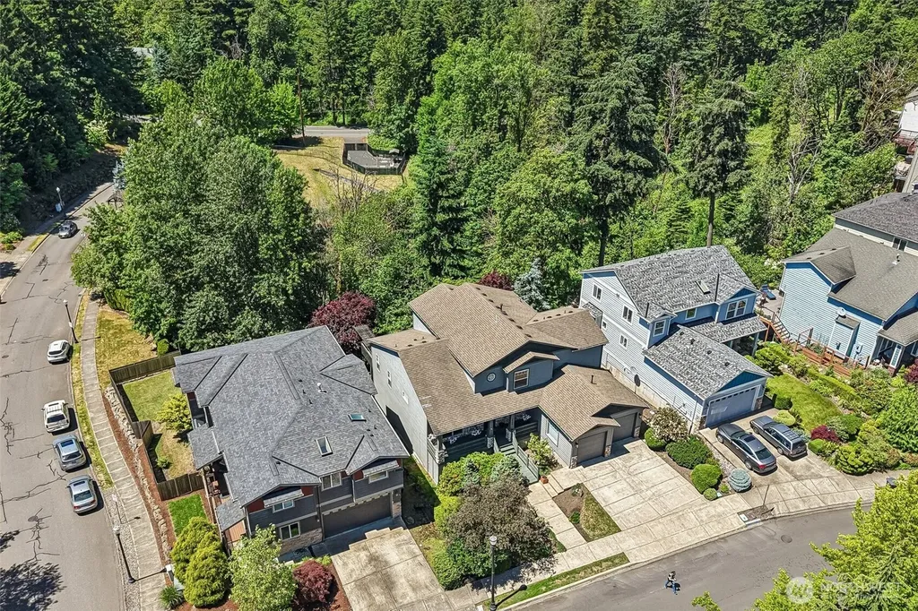 2445 W 10th Street Washougal WA 98671