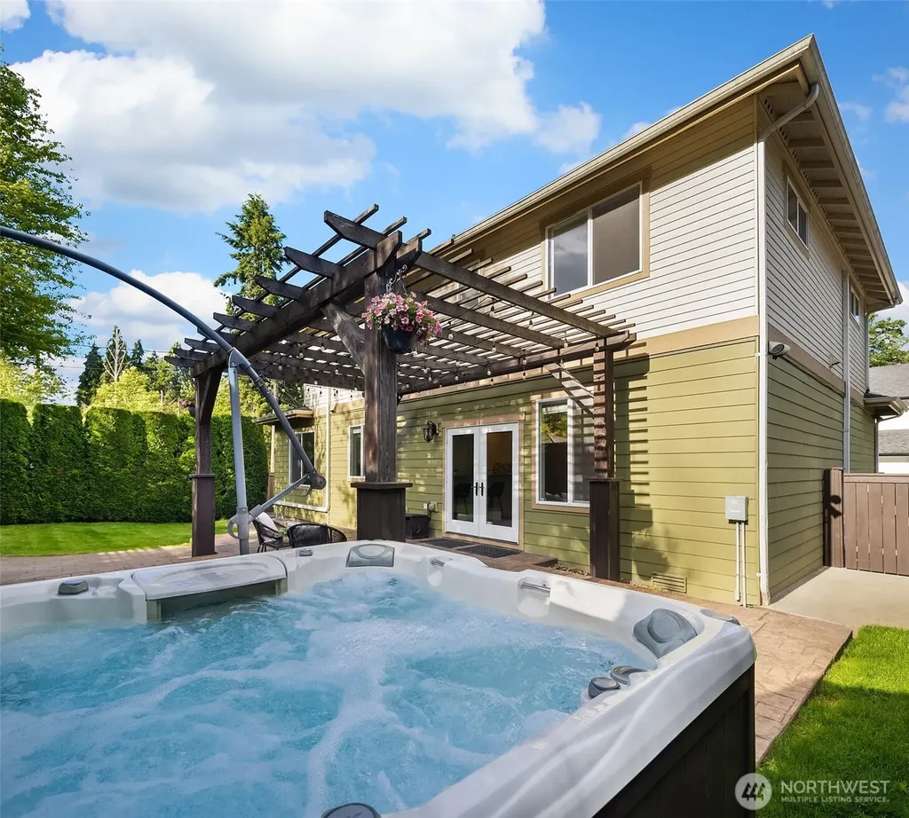 5944 26th Avenue SW Seattle WA 98106