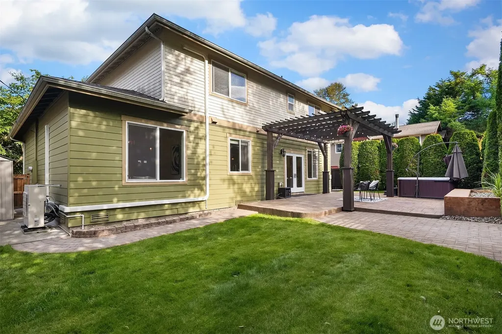5944 26th Avenue SW Seattle WA 98106