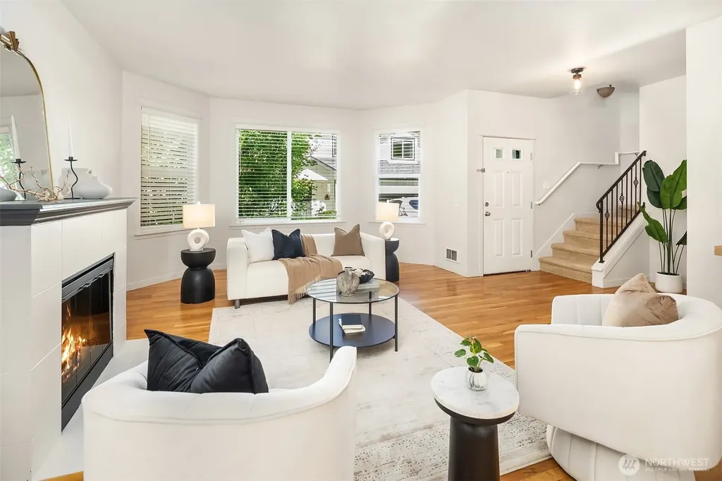 5944 26th Avenue SW Seattle WA 98106