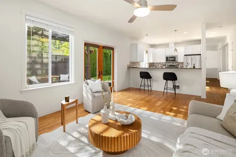 5944 26th Avenue SW Seattle WA 98106