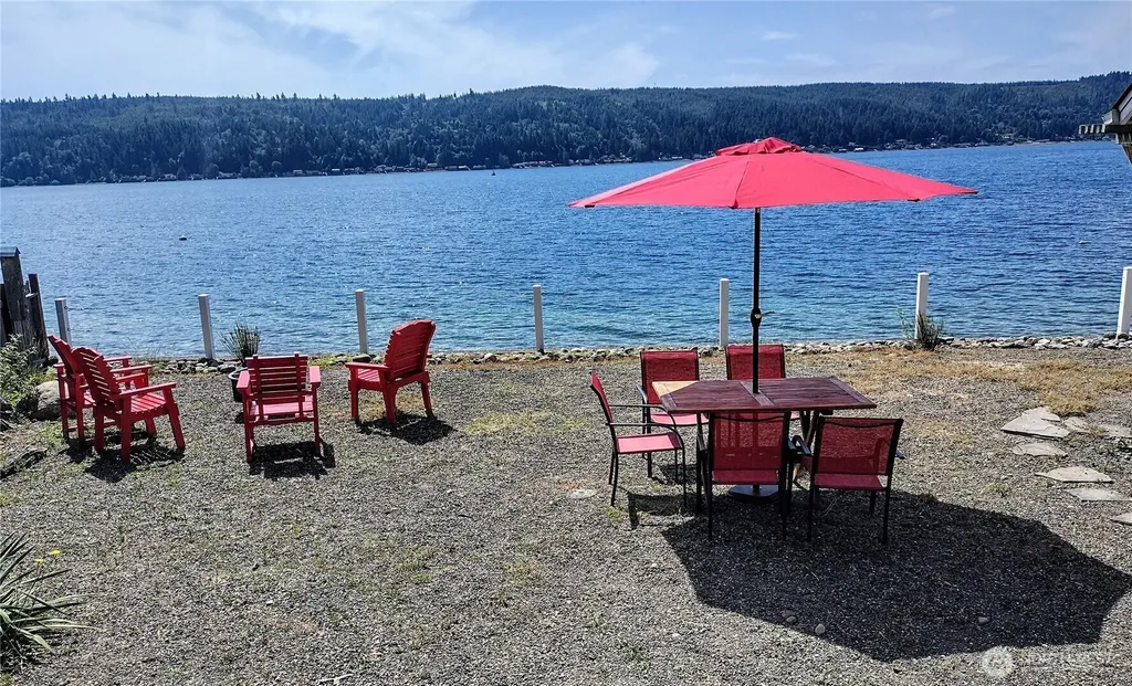 10731 NE North Shore Road Belfair WA 98528