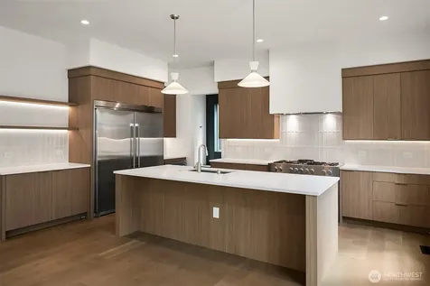 1255 169th Avenue NE Bellevue WA 98008