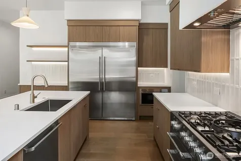1255 169th Avenue NE Bellevue WA 98008