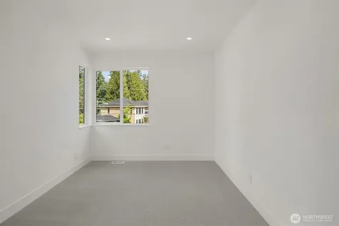 1255 169th Avenue NE Bellevue WA 98008