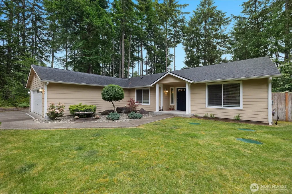 840 E Timberlake Drive E Shelton WA 98584