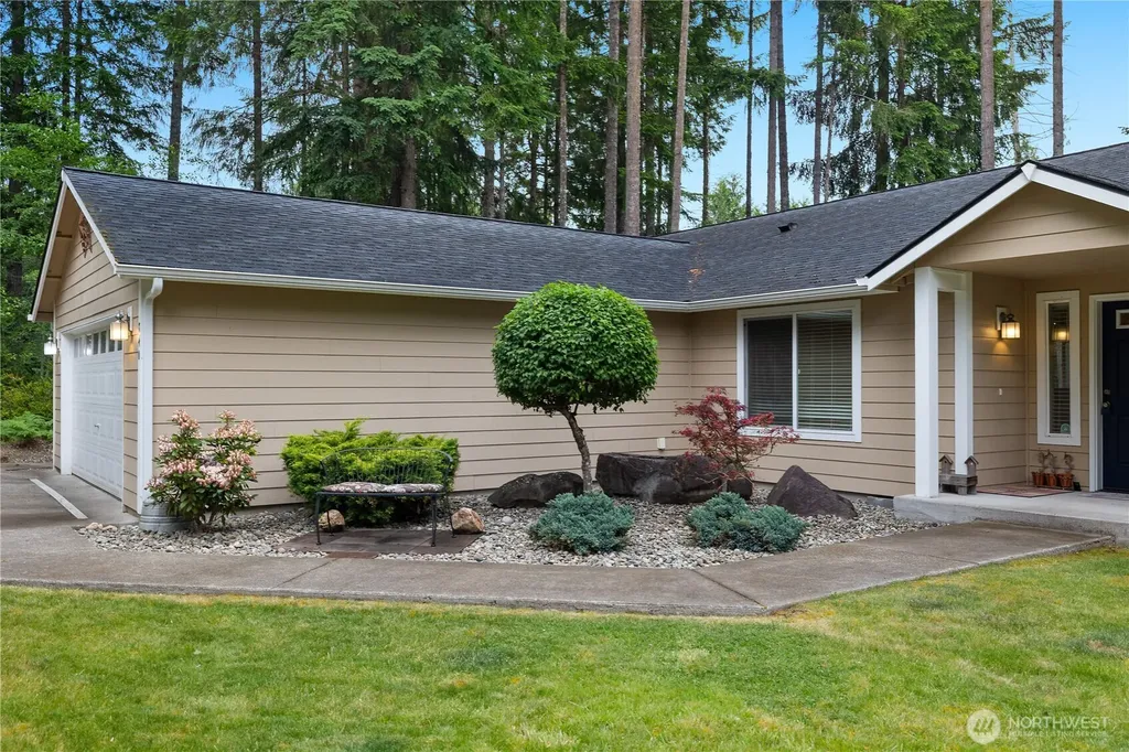 840 E Timberlake Drive E Shelton WA 98584
