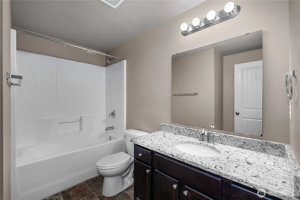 840 E Timberlake Drive E Shelton WA 98584