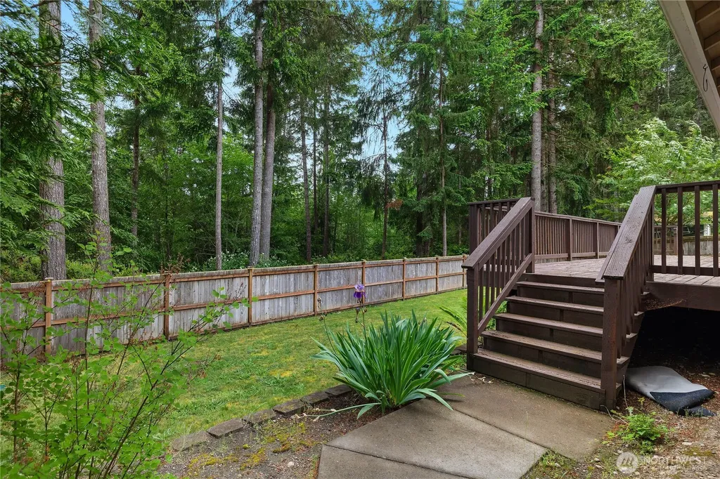 840 E Timberlake Drive E Shelton WA 98584