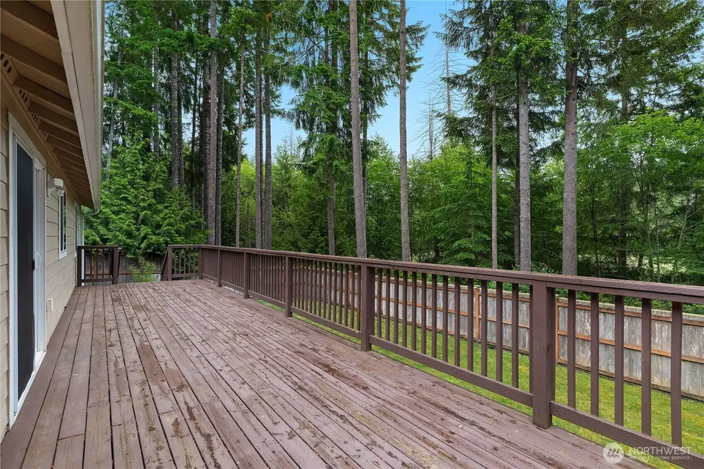840 E Timberlake Drive E Shelton WA 98584