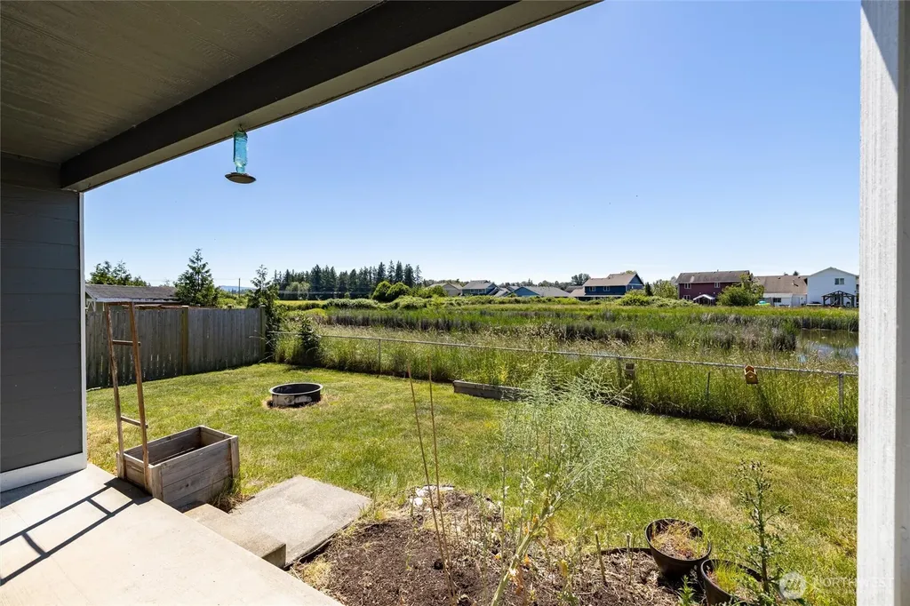 7339 Clamdigger Blaine WA 98230