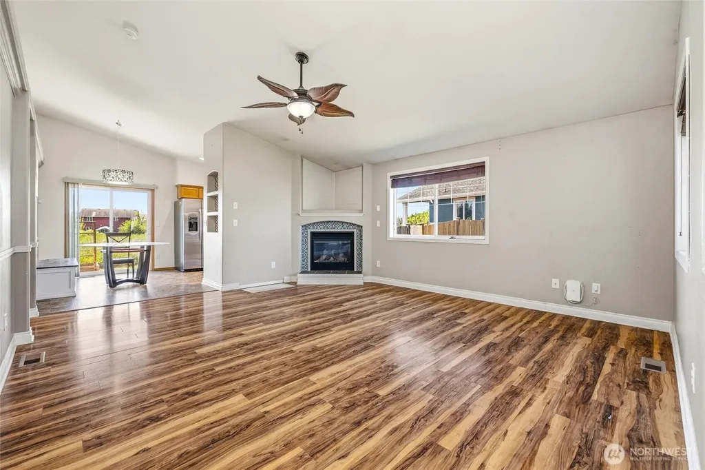 7339 Clamdigger Blaine WA 98230