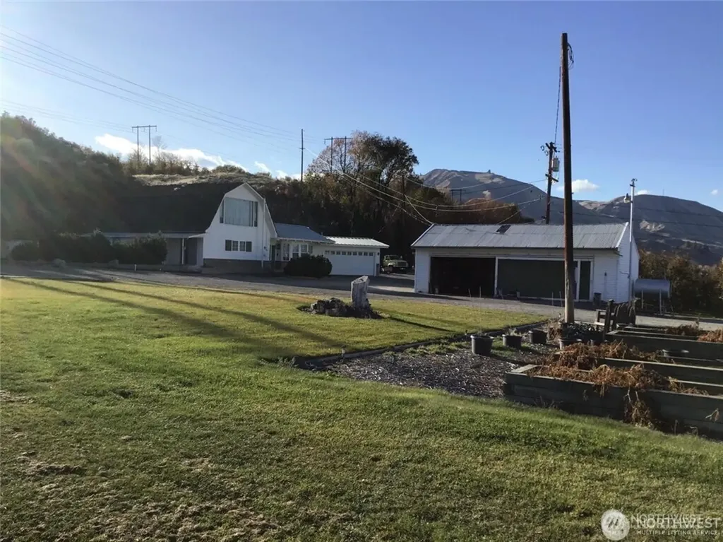 2627 Malaga Alcoa Highway Malaga WA 98828