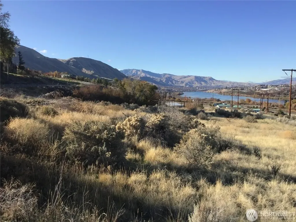 2627 Malaga Alcoa Highway Malaga WA 98828