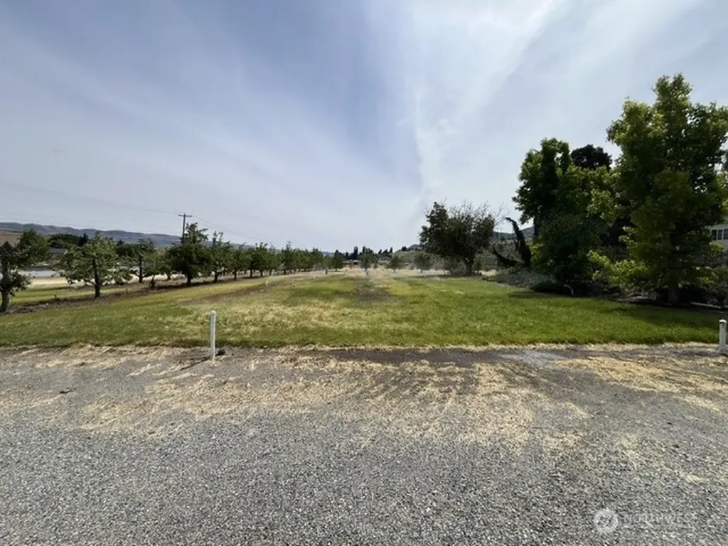 2627 Malaga Alcoa Highway Malaga WA 98828