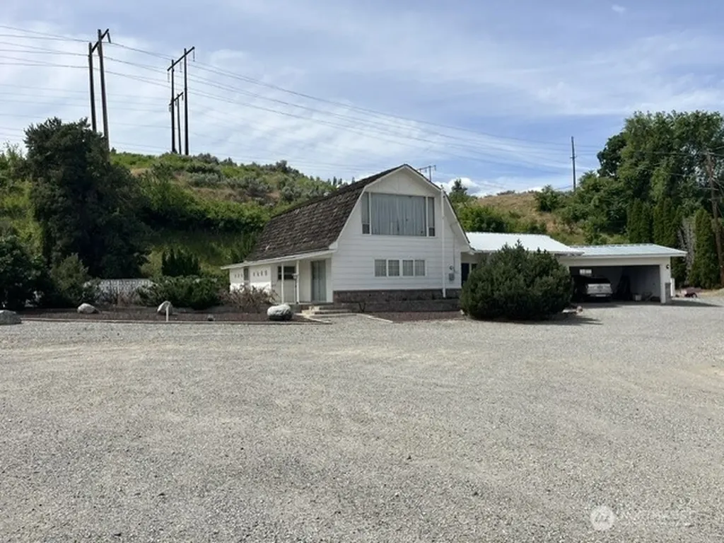 2627 Malaga Alcoa Highway Malaga WA 98828