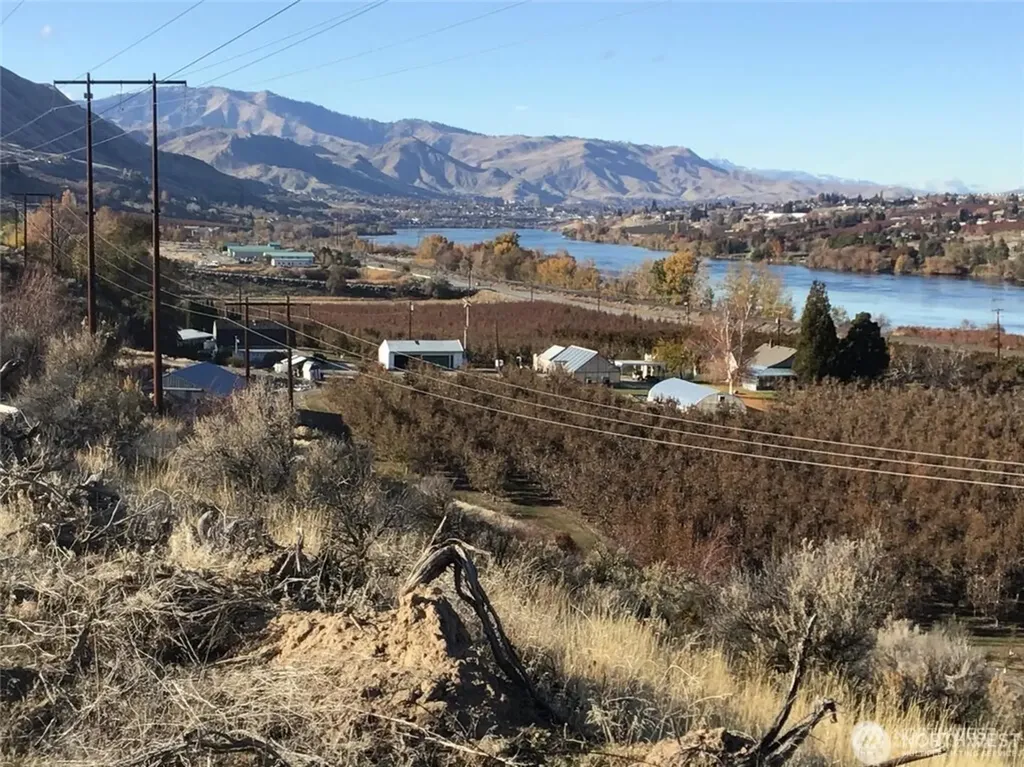 2627 Malaga Alcoa Highway Malaga WA 98828