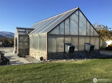 2627 Malaga Alcoa Highway Malaga WA 98828