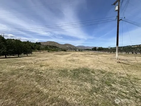 2627 Malaga Alcoa Highway Malaga WA 98828