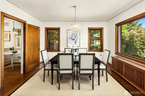 4007 48th Avenue NE Seattle WA 98105
