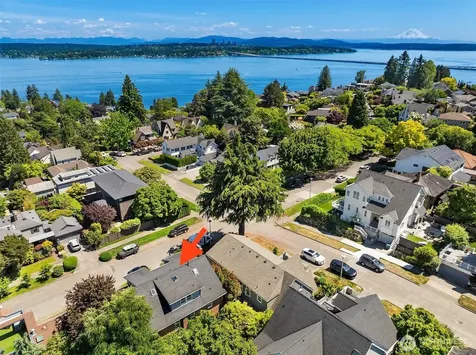 4007 48th Avenue NE Seattle WA 98105
