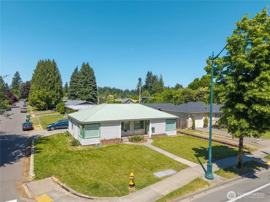 902 North Street SE Tumwater WA 98501