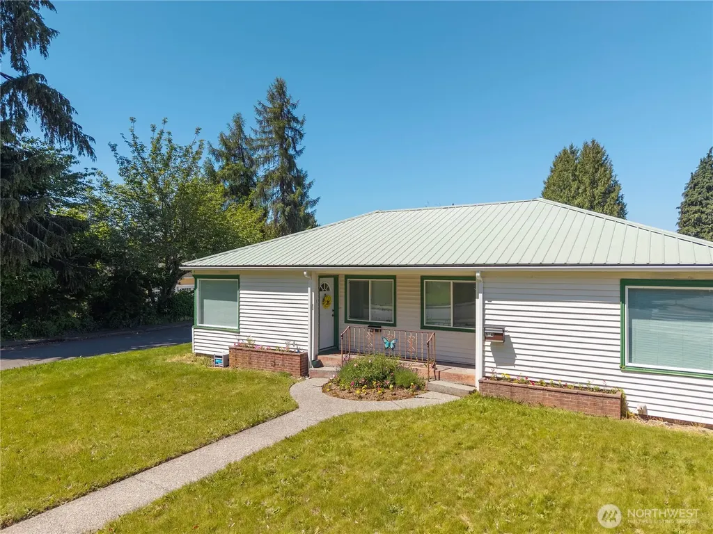 902 North Street SE Tumwater WA 98501