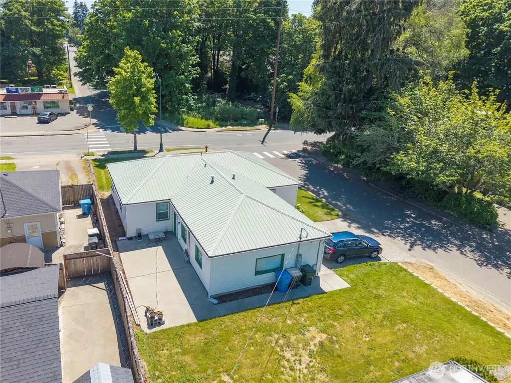 902 North Street SE Tumwater WA 98501